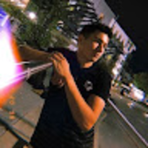 Meet your Posher, George - Picture 1 of 1